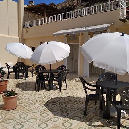 Apartamentos Martell Playa de Santiago  Exteriör bild